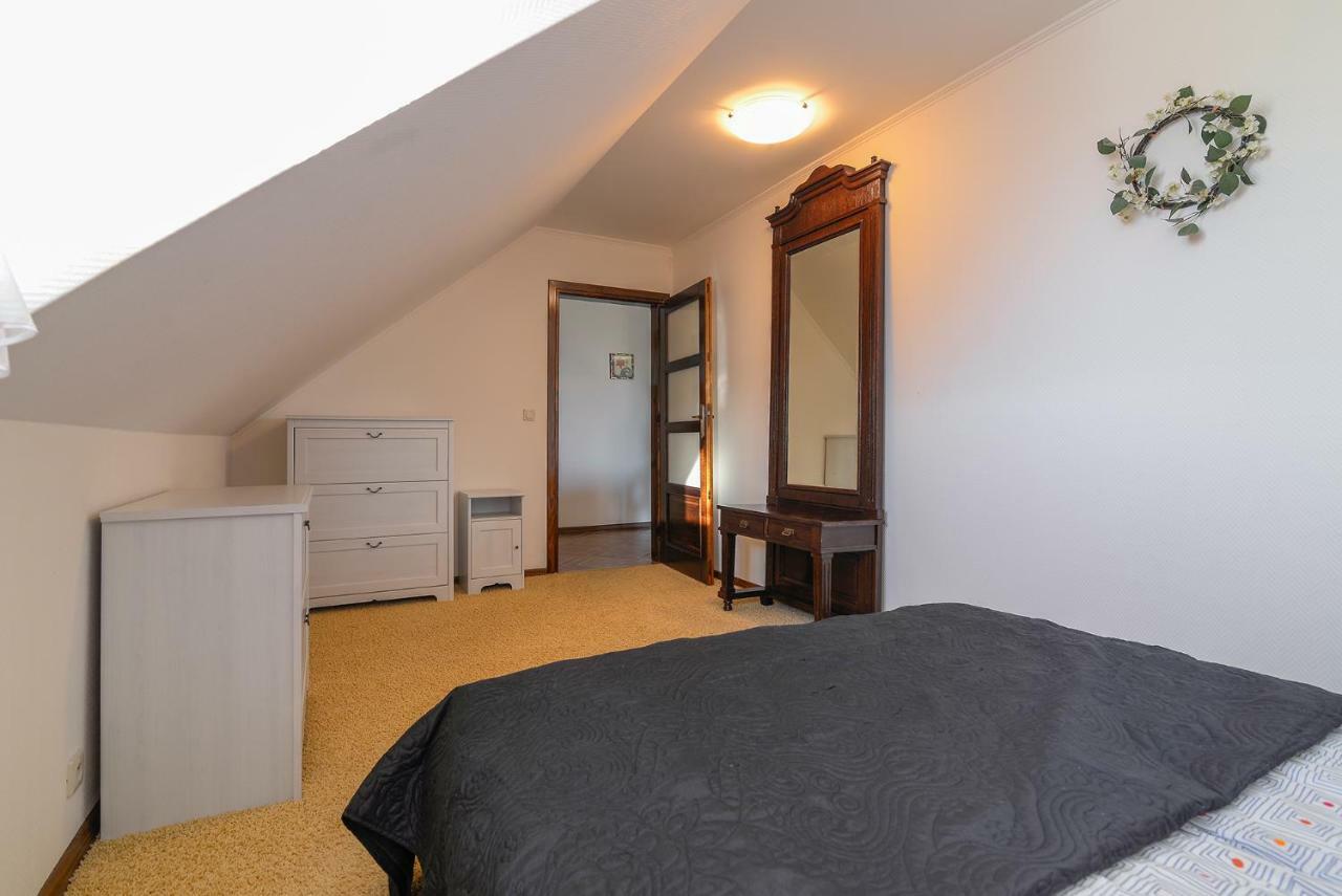 Pionow Rodzinne Apartamenty Urocza 10 Krynica Morska Exterior photo